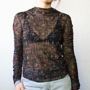 Stateside Women's multi Blouse